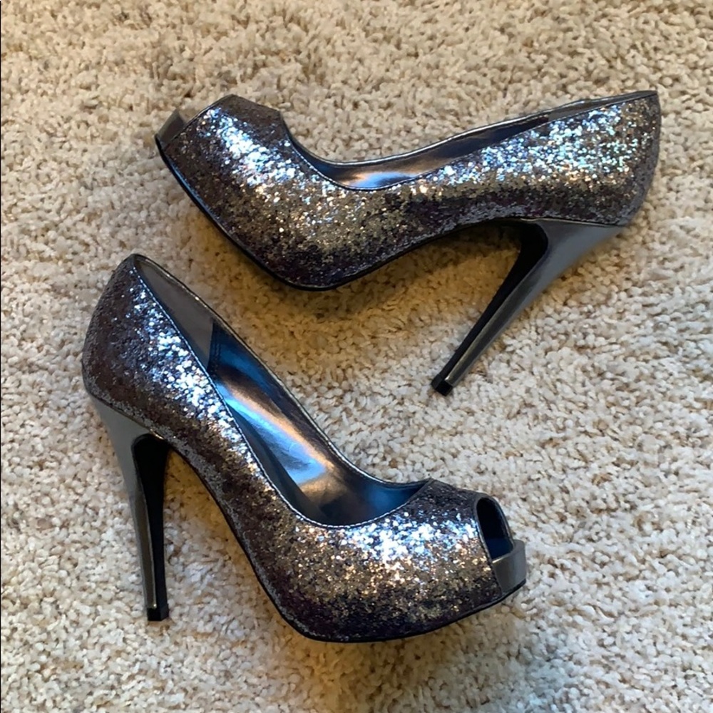 NWB Platform Christy Sequins Heels